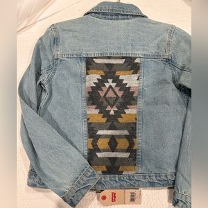 Youth size 12-13 new with tags Levi’s Jean jacket
